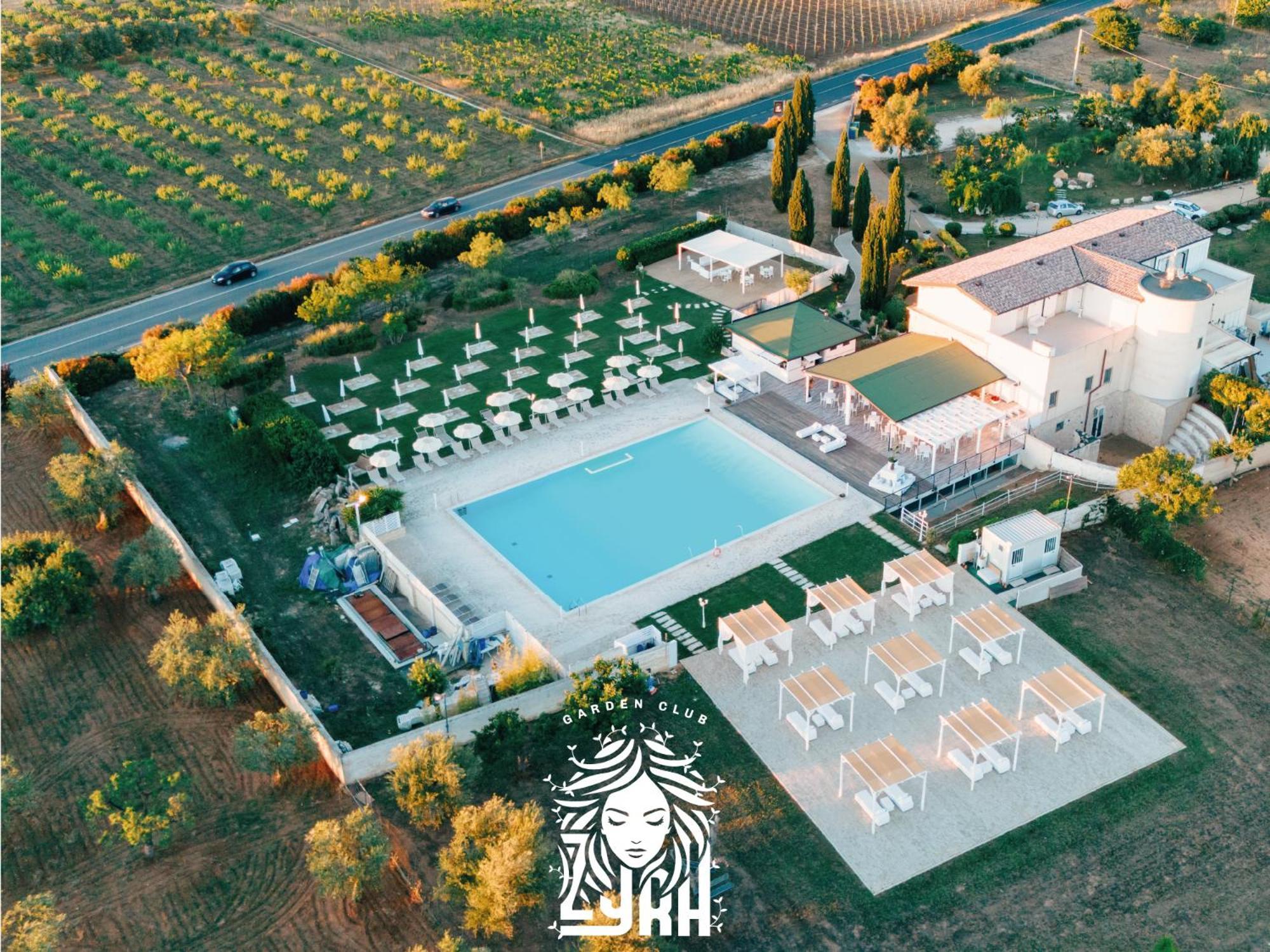 Zyra Garden Club Bed & Breakfast Acquaviva delle Fonti Luaran gambar