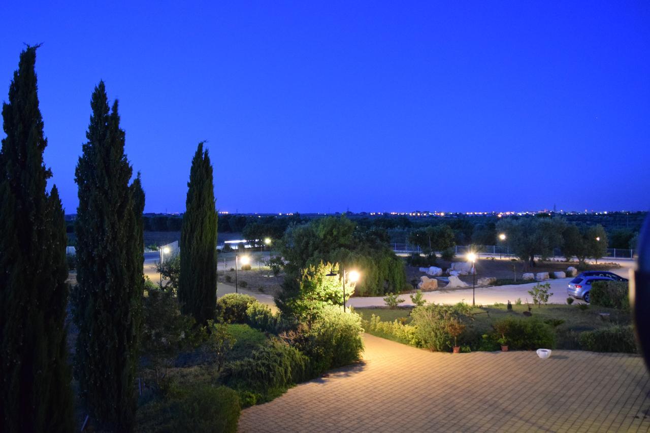 Zyra Garden Club Bed & Breakfast Acquaviva delle Fonti Luaran gambar