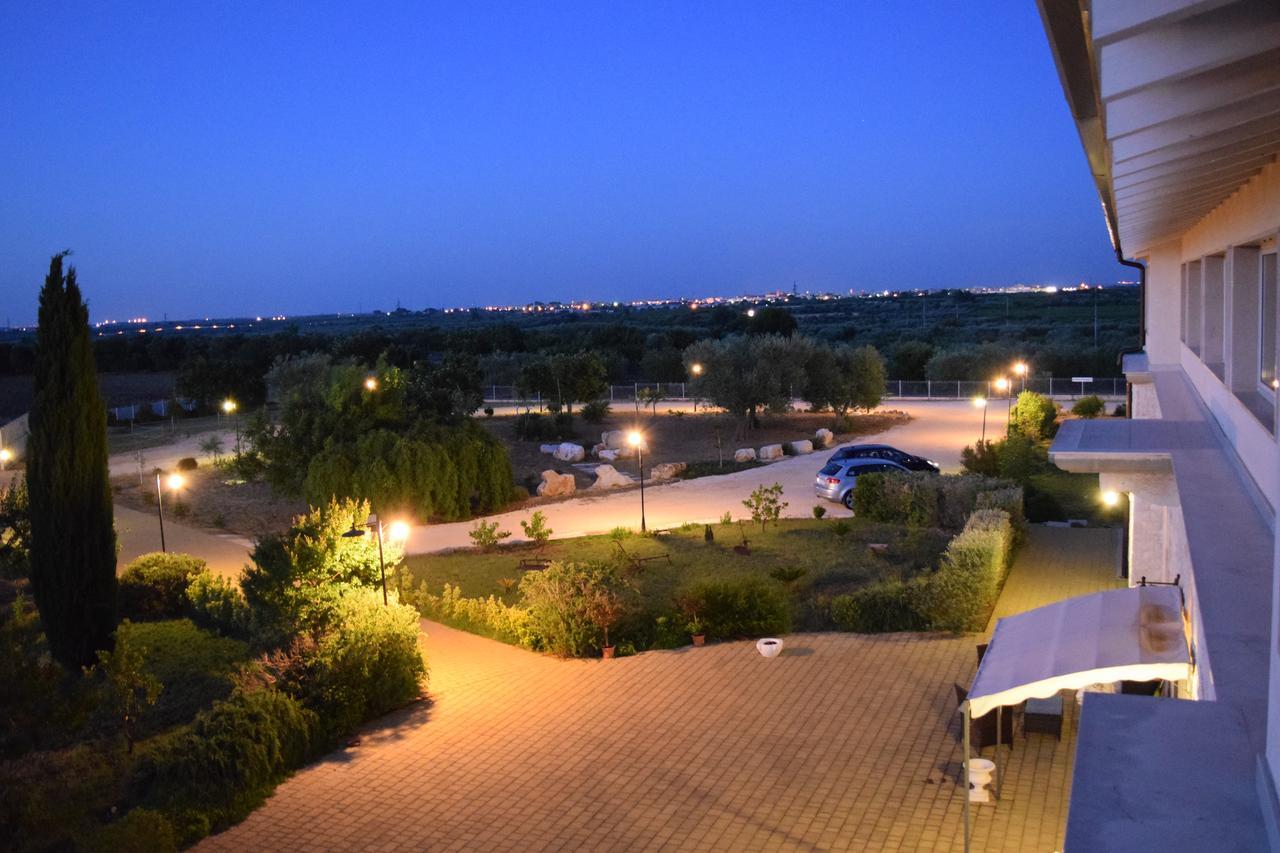 Zyra Garden Club Bed & Breakfast Acquaviva delle Fonti Luaran gambar