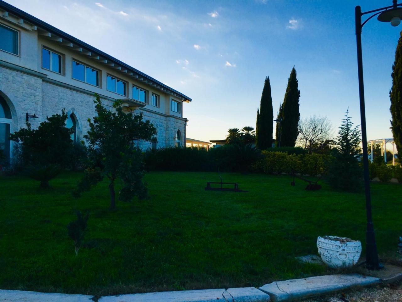 Zyra Garden Club Bed & Breakfast Acquaviva delle Fonti Luaran gambar